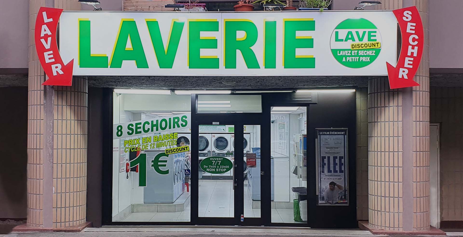 Laverie Automatique à Pantin 93500, 17 Machines à laver et 8 séchoirs